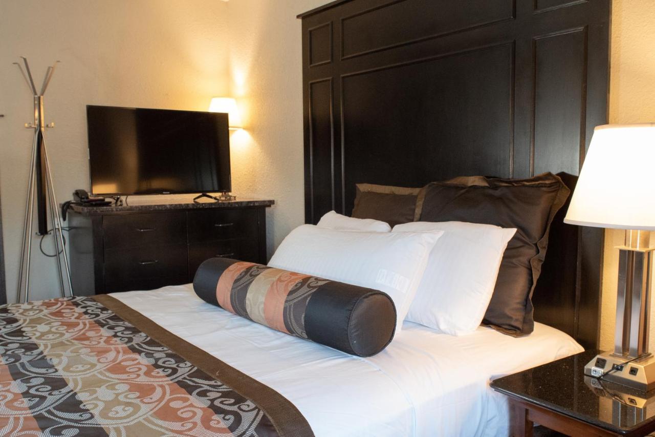 Hotel Chataura Dearborn Zewnętrze zdjęcie