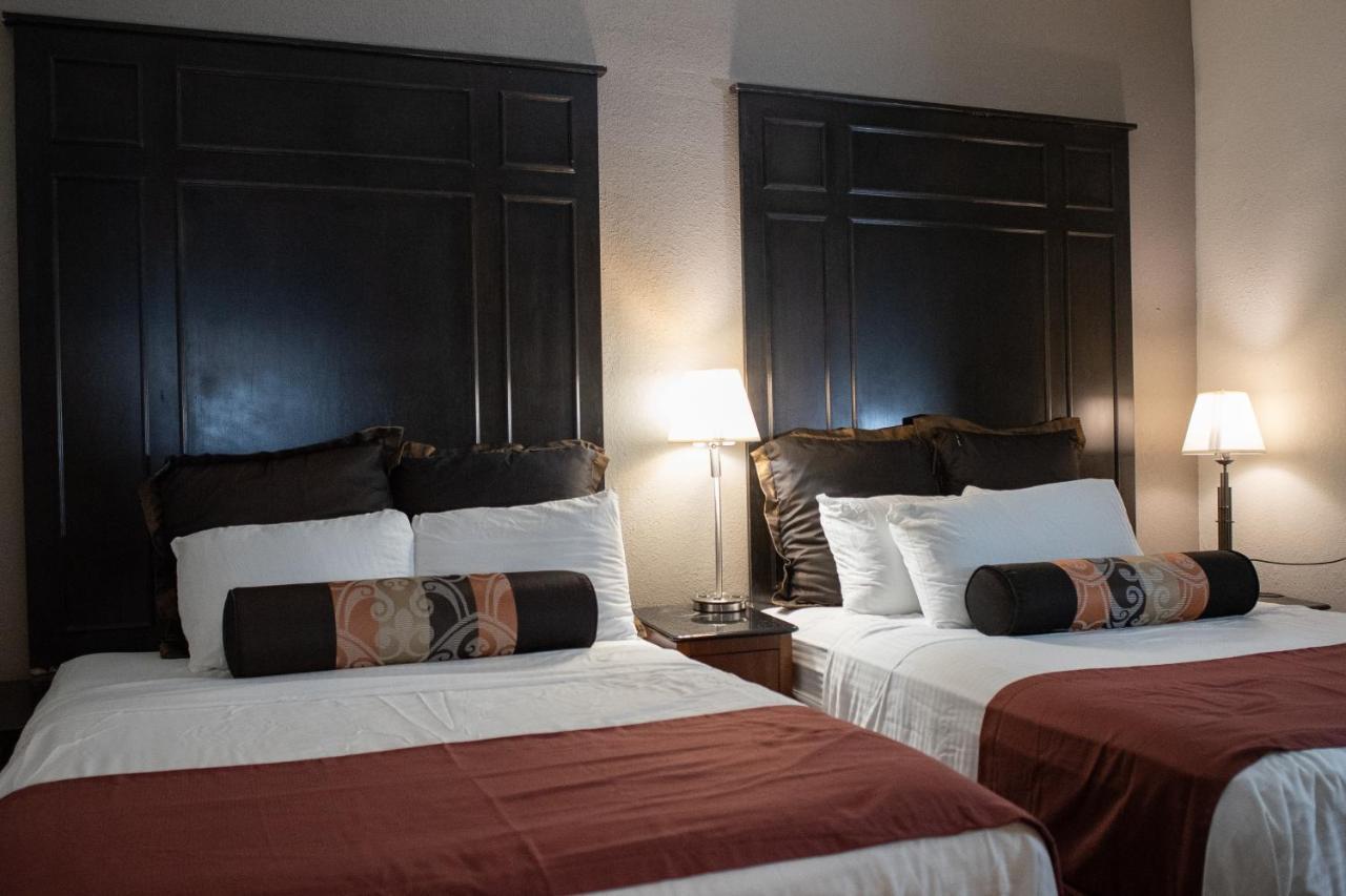 Hotel Chataura Dearborn Zewnętrze zdjęcie