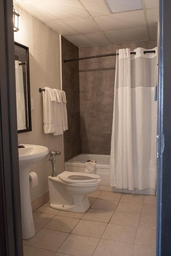 Hotel Chataura Dearborn Zewnętrze zdjęcie